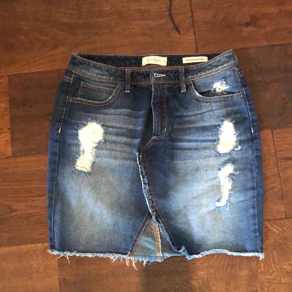 Jessica Simpson distressed jean skirt
